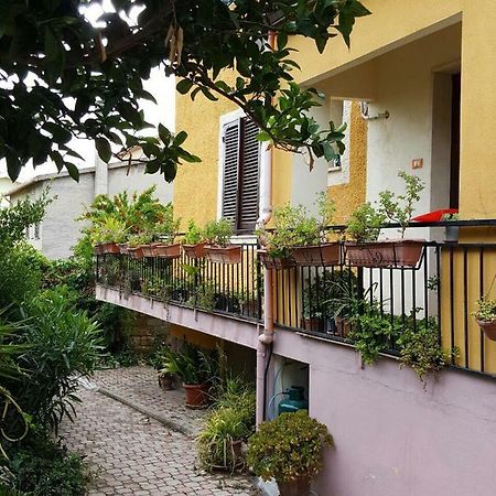 B&B Sara Ossi Exterior foto